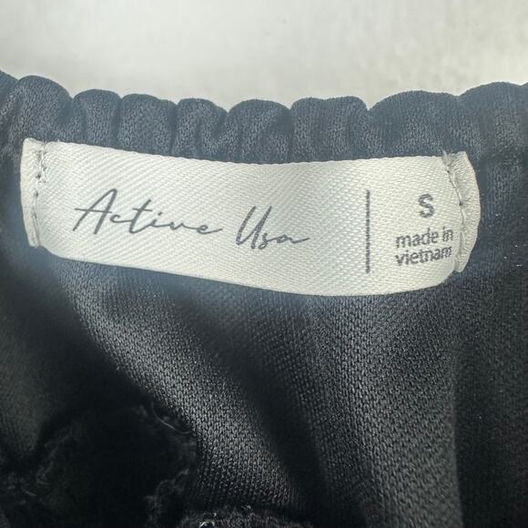 Active USA Womens V-Neck Smocked Ruffle Hem Black Floral Cropped Tank Top Small - Picture 6 of 8